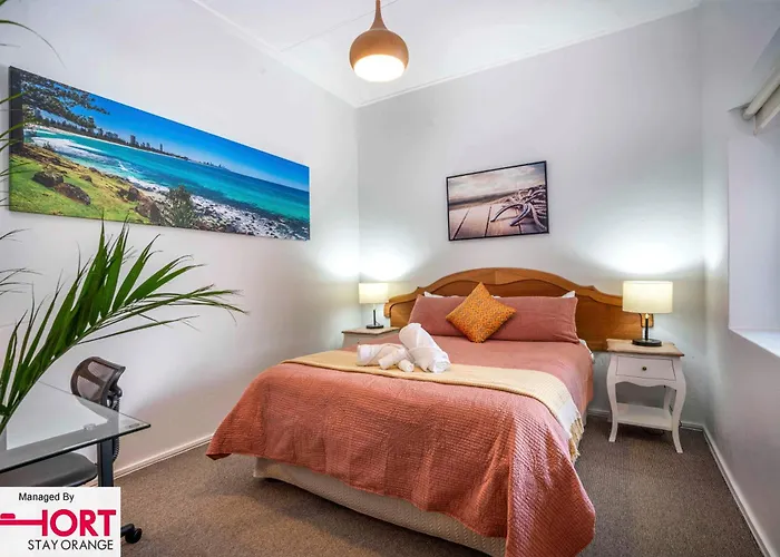 One-Bedroom Apartment On Summer